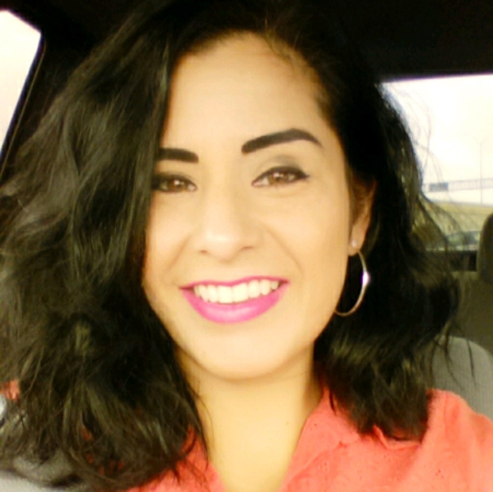 Meet your Posher, Leticia